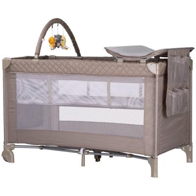 Patut pliabil cu saltea de infasat Chipolino Luna tiramisu